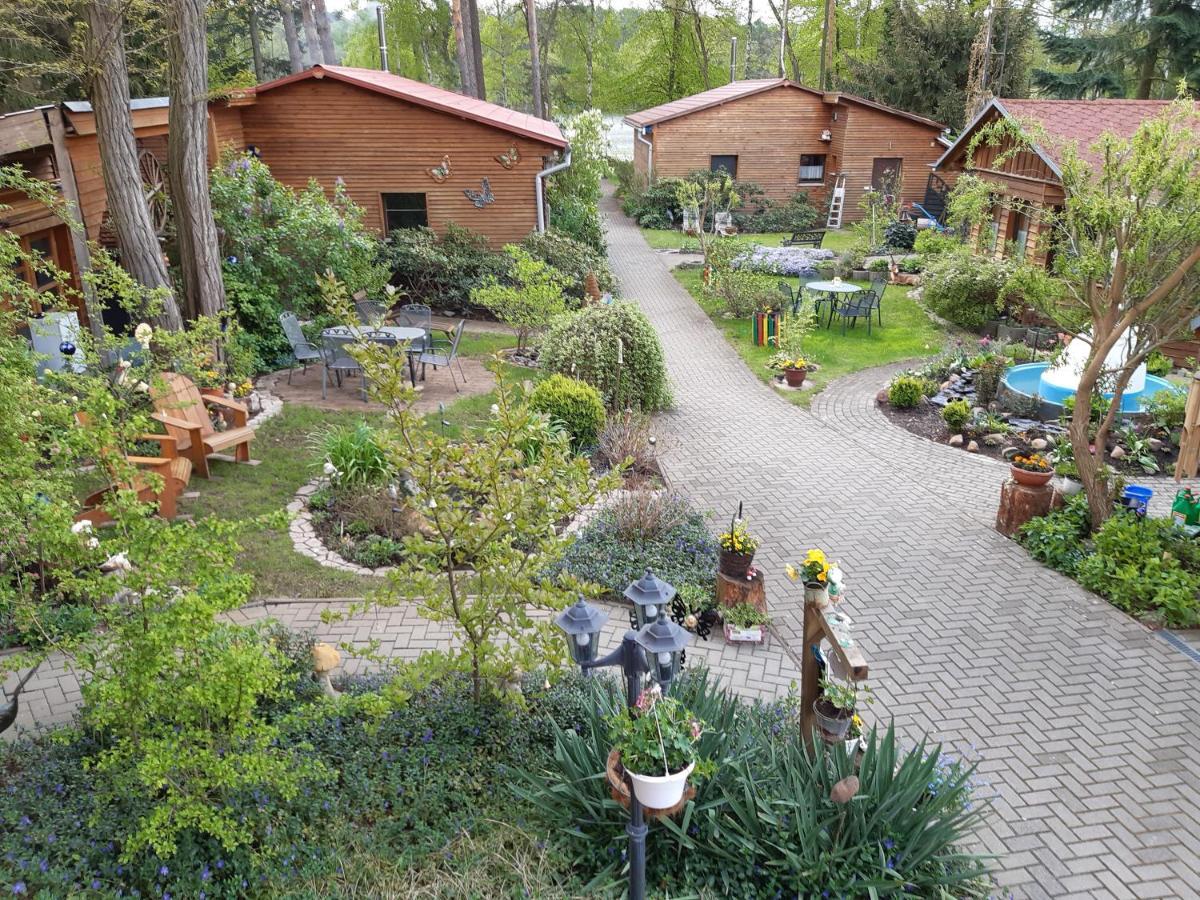 Monikas Gaestehaeuser Seeblick Himmelpfort Buitenkant foto